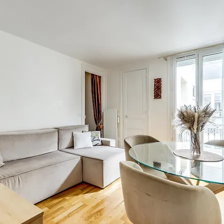 Cozy Quartier Vivant Apartment *