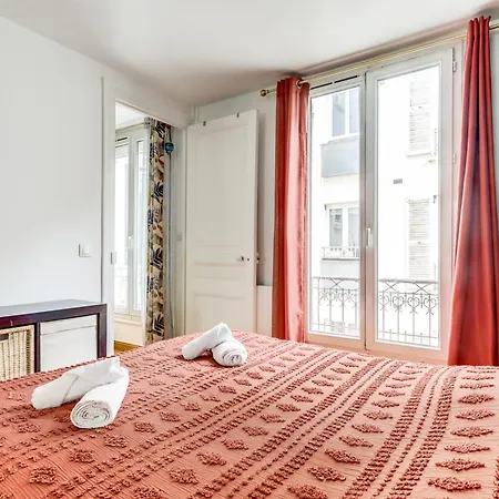 Cozy Quartier Vivant Apartment *